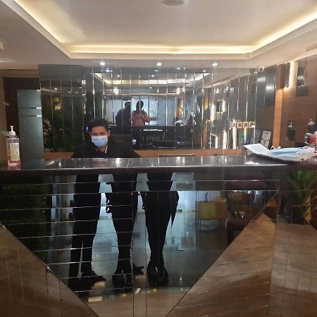 Hotel Jrd Exotica New Delhi Eksteriør billede